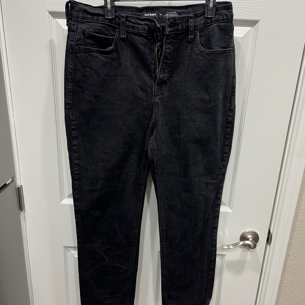 Old Navy Women's Jet Black Straight Leg Jeans